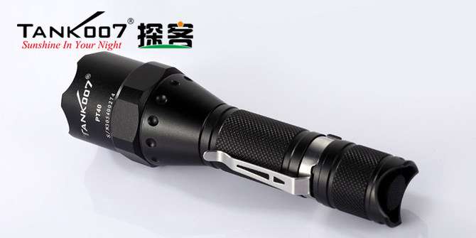 戰(zhàn)術手電筒 戰(zhàn)術手電筒