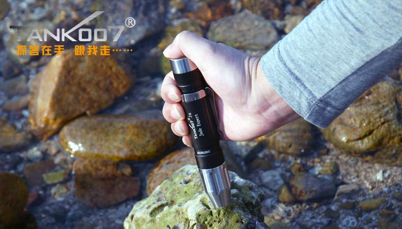 新手收藏家必用珠寶玉石鑒定工具——TANK007照玉手電筒！